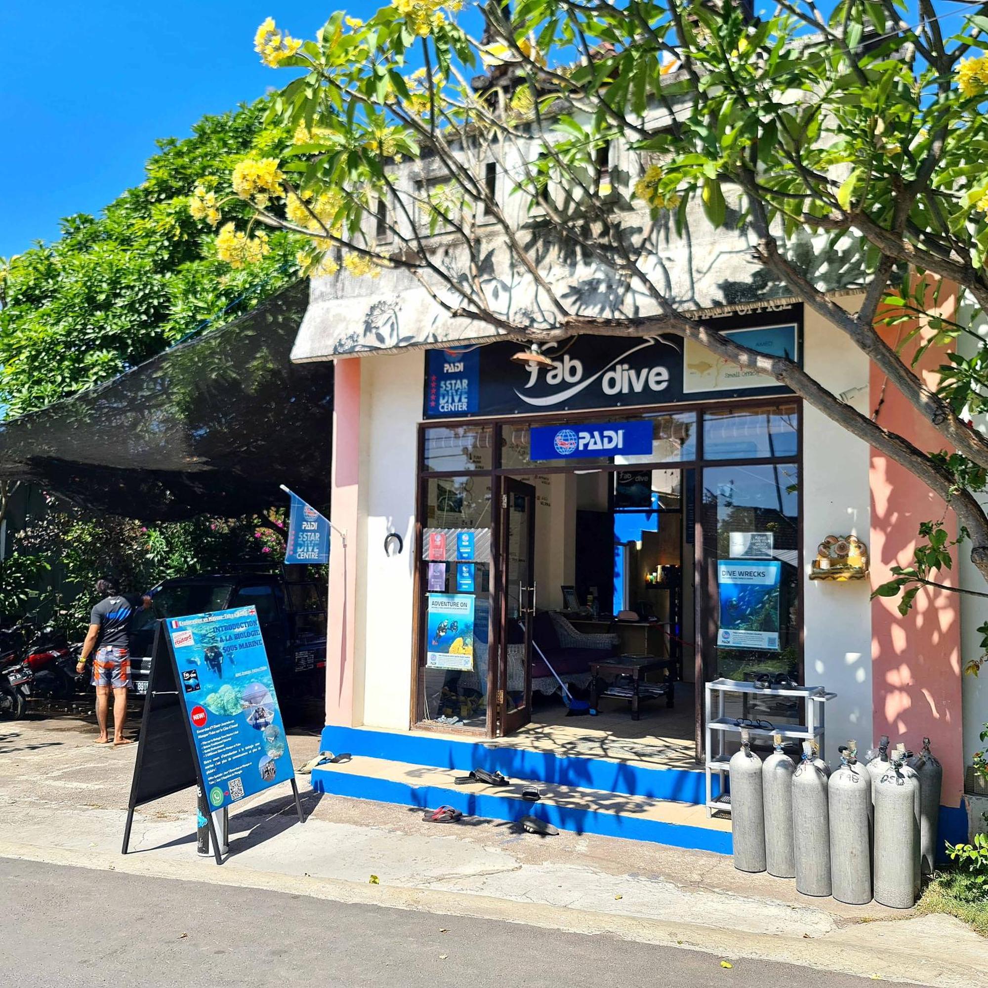 艾湄湾 巴厘岛法布潜水中心旅舍旅舍 外观 照片